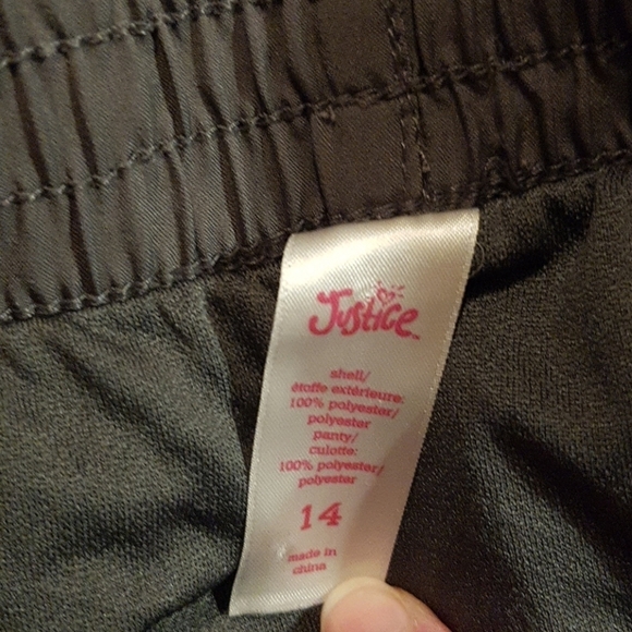 Justice girls size 14 shorts with liner light grey - Picture 2 of 4